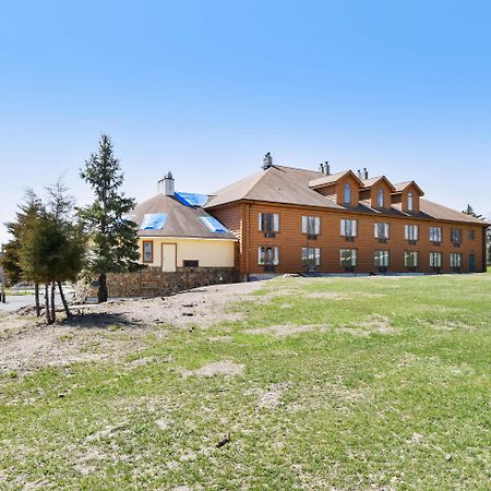 Casa Loma Inn & Suites By Oyo Davenport Ia Near I-80 ภายนอก รูปภาพ