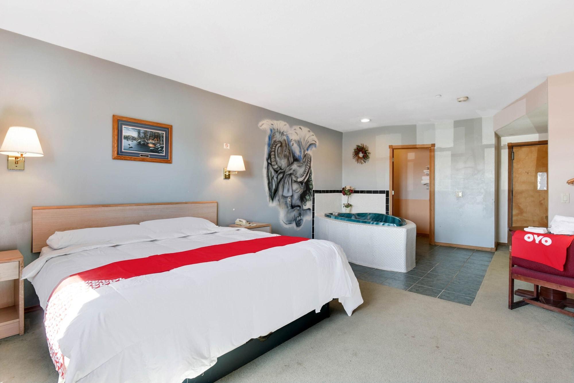 Casa Loma Inn & Suites By Oyo Davenport Ia Near I-80 ภายนอก รูปภาพ